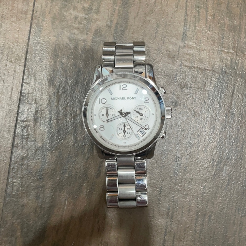 Michael Kors Silver Watch & Links